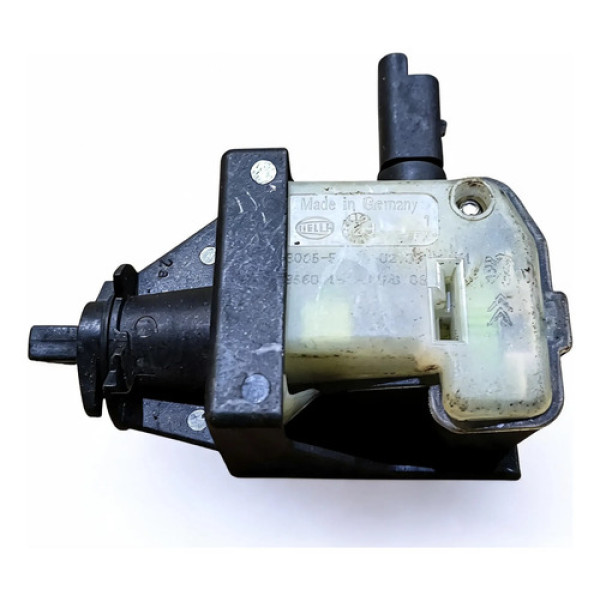 Trava Abertura Portinhola Citroen C4 Picasso 2009 2010 2011