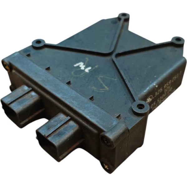 Módulo Vidro Porta Dianteira Vw Santana 1992 1993 05510000