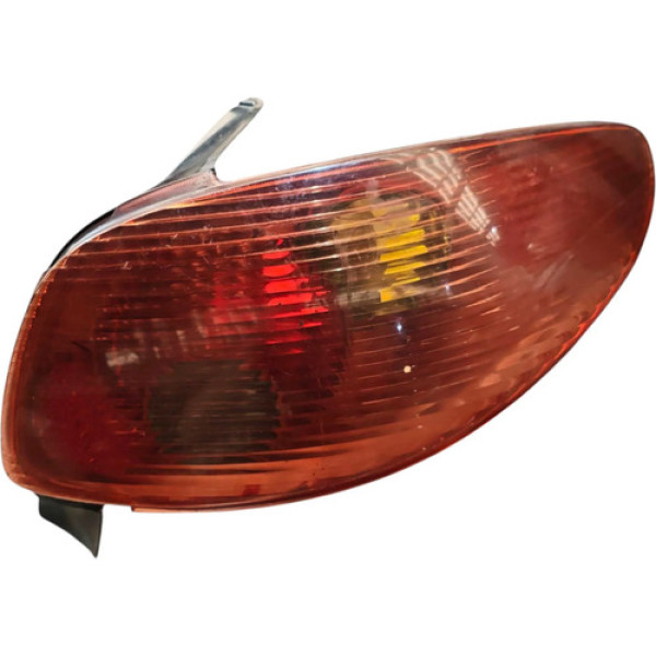 Lanterna Traseira Direita Peugeot 206 1999 2000 2001 Direito/passageiro Vermelho