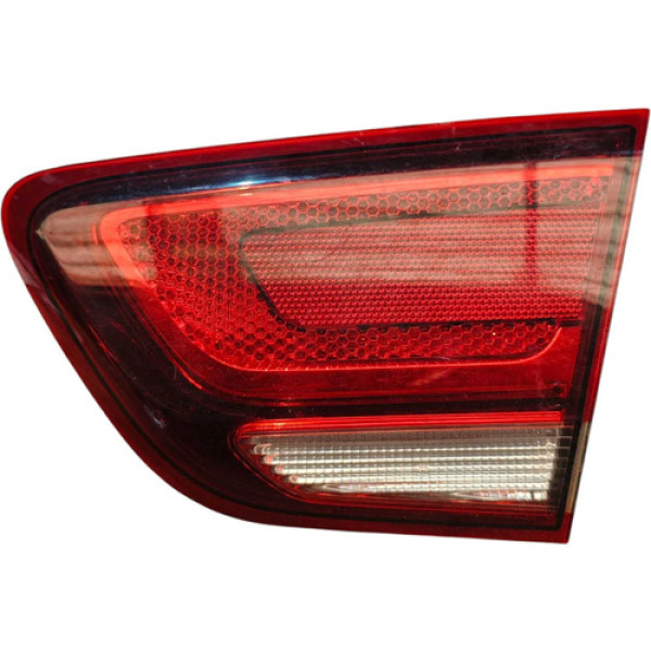 Lanterna Tampa Traseira Direita Gm Cobalt 2016 2017 2018 Direito/passageiro Vermelho