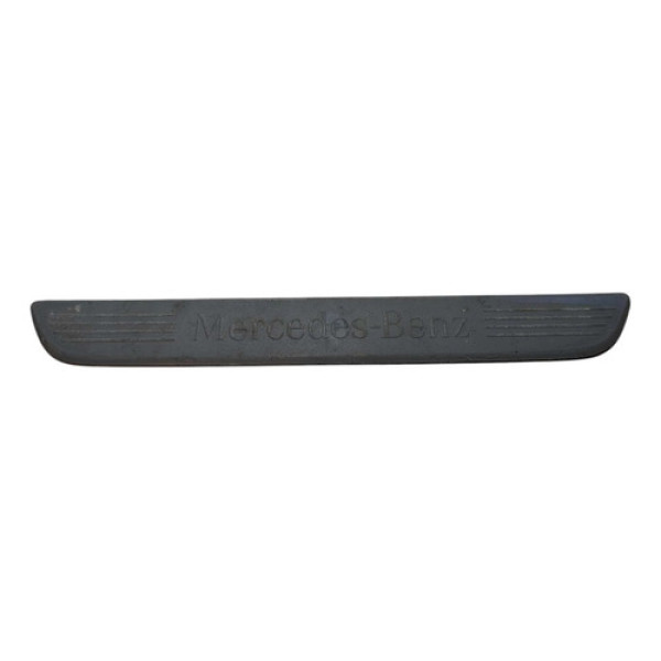 Soleira Cromada Mercedes C180 2014 2015  A2056800035 Cinza
