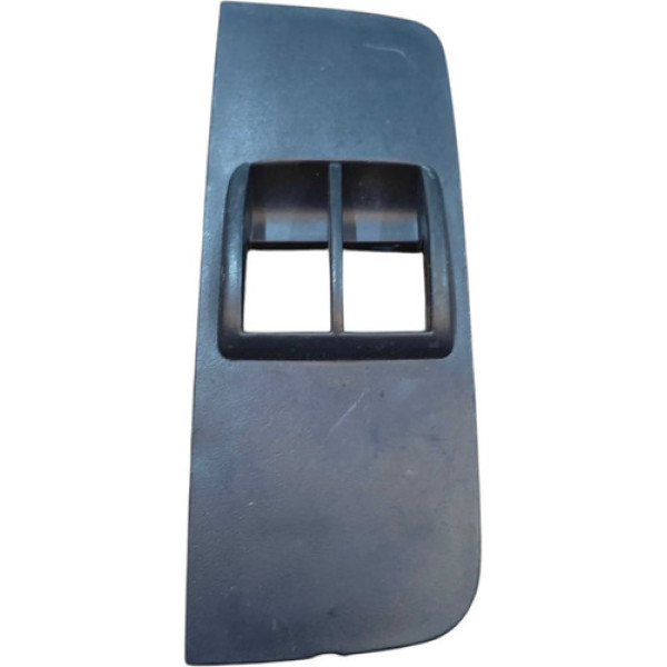 Moldura Botão Vidro Dianteiro Esquerdo Fiat Palio 2000/2012