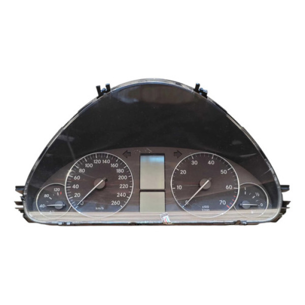 Painel De Instrumento Mercedes C230 2006 2007 A2c53020885 Preto
