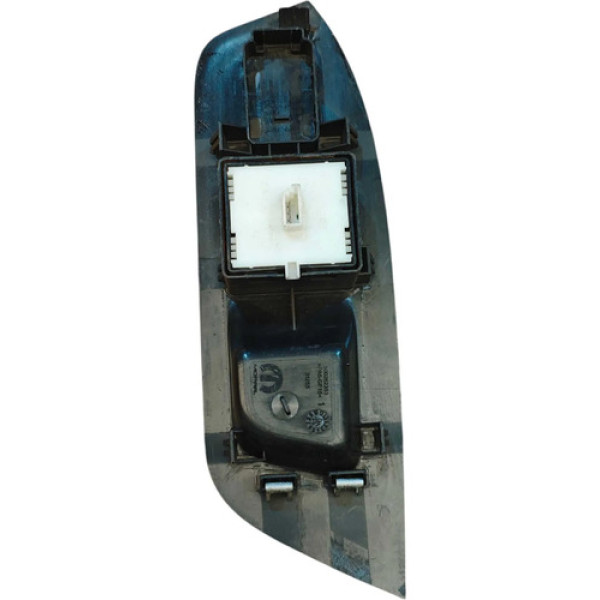 Moldura Botao Vidro Diant Esq Fiat Argo 2017/2020 100262353]