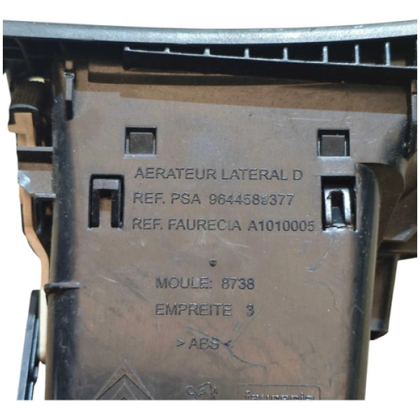Difusor De Ar Direito Peugeot 407 2005 2006 9644589377