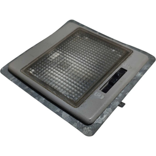 Luz Interna Teto Cortesia Volkswagen Santana 1992 1993 1994