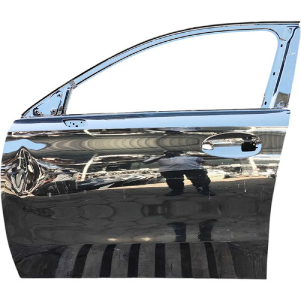 Porta Dianteira Esquerda Mercedes A200 W177 2019/21 Detalhe Dianteira Esquerda Preto