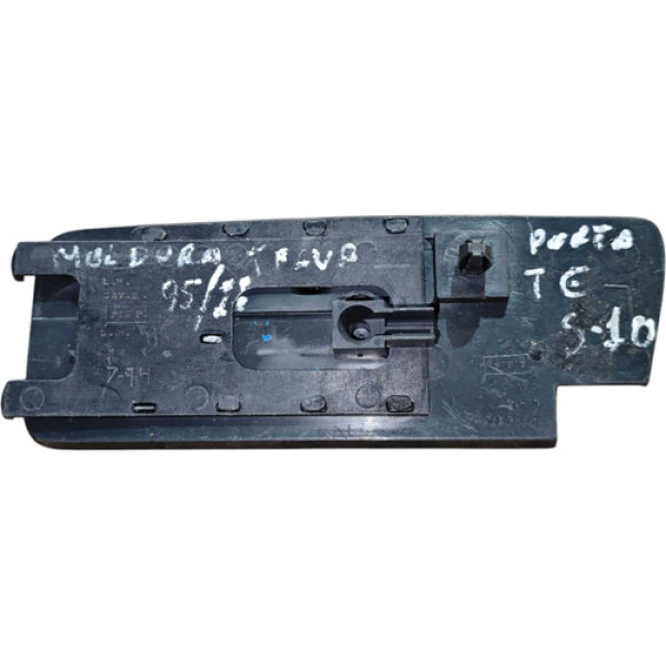 Moldura Porta Tras Esq Gm Blazer 1996/2002 15689173