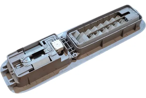 Luz Cortesia Teto Mitsubishi Pajero Full 08/12 8405a001zz