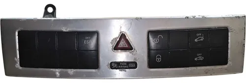 Botão Alerta Trava Mercedes Cla200 2008 A 2010 2038707910