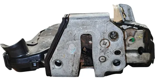Fechadura Porta Tras Esq Toyota Hilux 2012 2013 2014 2015