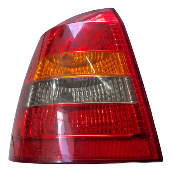 Lanterna Tricolor Esquerdo Astra 1998 1999 2000 2001 2002 Esquerdo/motorista Vermelho