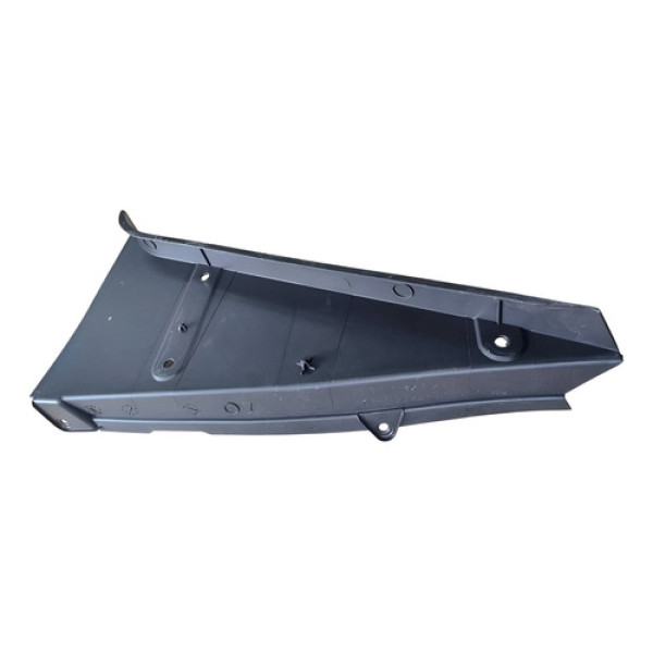 Moldura Banco Traseiro Esquerdo Focus 2001 2003 2005 2008