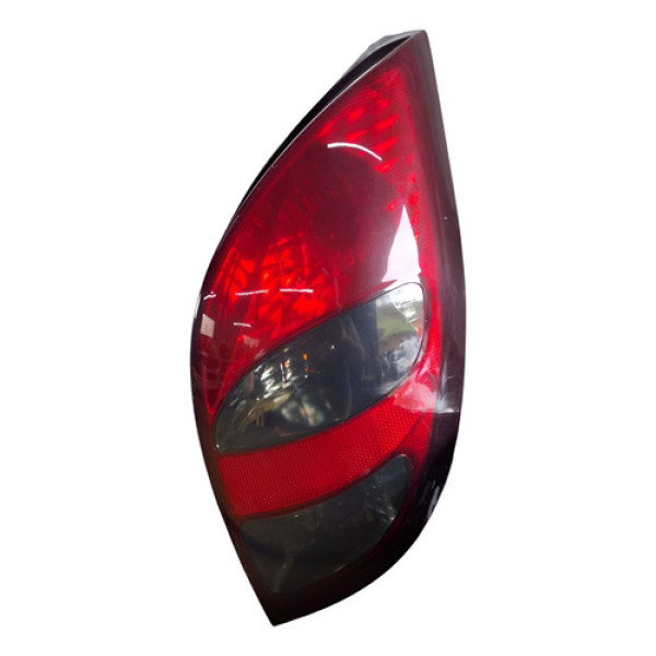 Lanterna Traseira Direita Fumê Celta 2001 2002 2004 2006 Direito/passageiro Vermelho