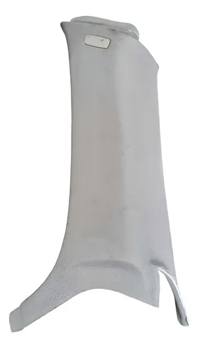 Moldura Coluna Traseira Direita Jetta Variant 2007 A 2010