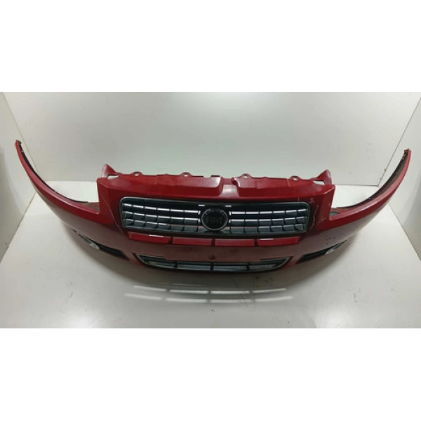 Parachoque Dianteiro Fiat Palio Detalhe 2013/2014 Vermelho