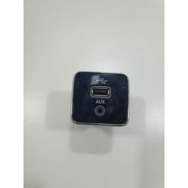 Entrada Usb Auxiliar Fiat Toro Renegade 2015 2016 2017
