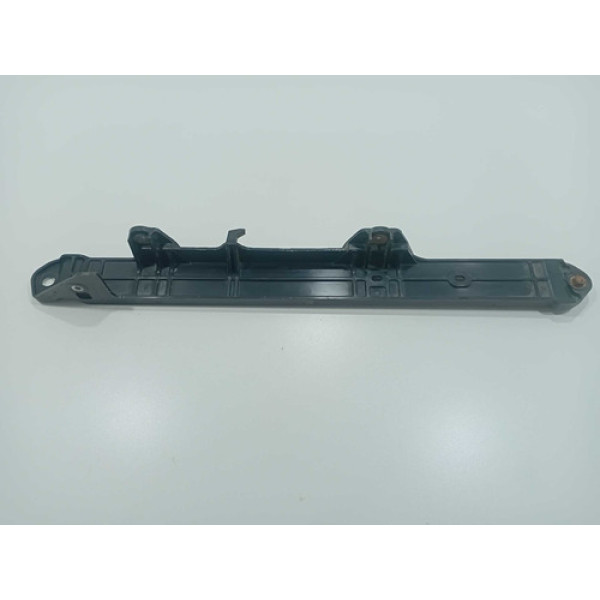 Suporte Lateral Do Radiador Toyota Hilux 2005 A 2015