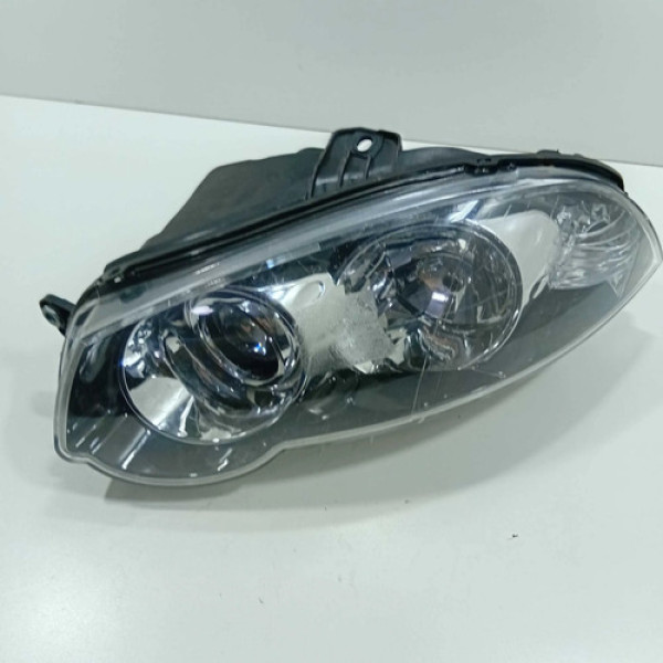 Farol Esquerdo Mascara Negra Fiat Palio Strada 2014/2016 Esquerdo/motorista