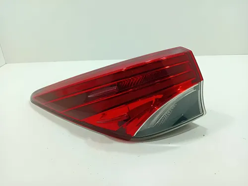 Lanterna Lado Esquerdo Toyota Hilux Sw4 2017 A 2021 Original Esquerdo/motorista Vermelho