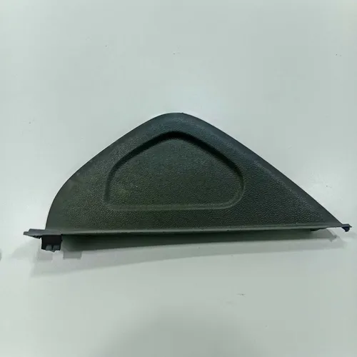 Acabamento Painel Esquerdo Chevrolet Cobalt 2012/2016 Origin Preto Listras