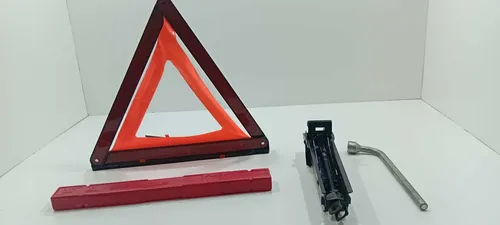 Kit Macaco Mecânica Triângulo Chave Volkswagen Up 2014/2020