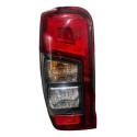 Lanterna Traseira Esquerda New Triton 2022 2025 C/ Detalhe Vermelho