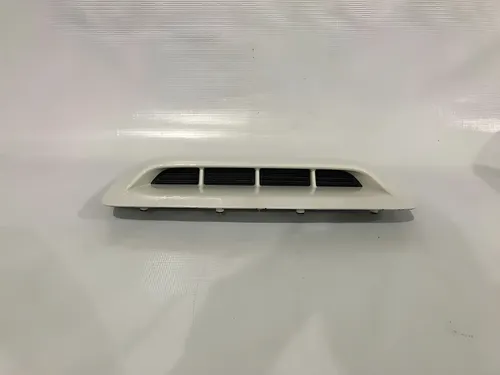 Scoop Capo Dianteiro Suzuki Jimny 2017/2020 Original Branco