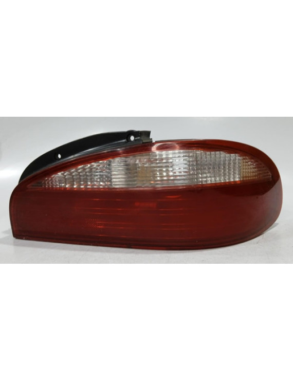 Lanterna Direita Kia Clarus 1995 1996 1997 1998 Direito/passageiro Vermelho