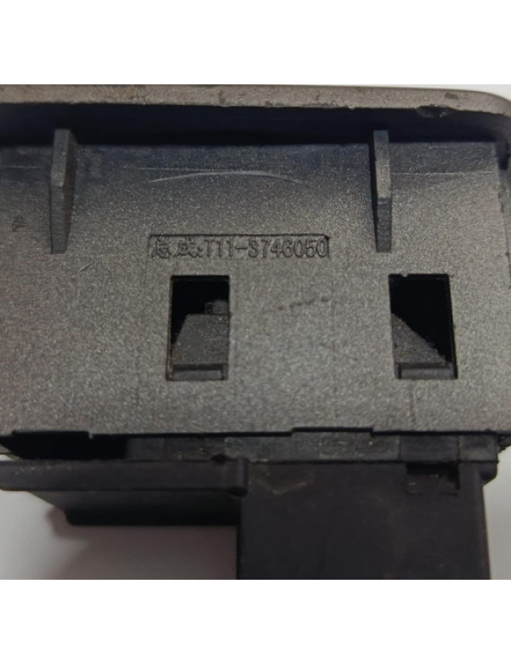 Botão Vidro Eletrico Chery Tiggo 2005-2015 Detalhe