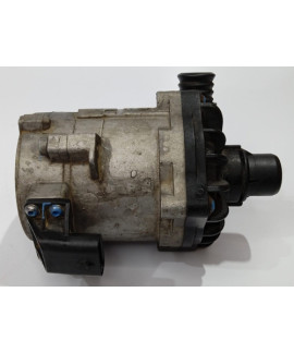 Bomba De Agua Bmw X6 X5 M 4.4 V8 2012