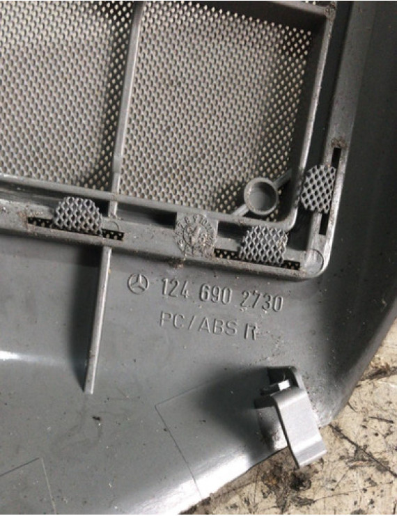 Capa Alto Falante Tras Esquerda Mercedes E200 1997 Cinza