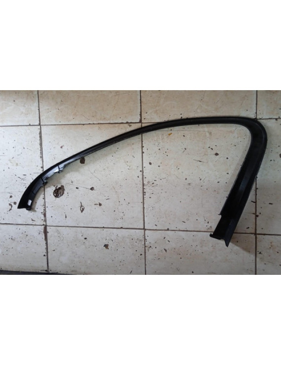 Moldura Da Porta Dianteira Esquerda Mercedes E300 2020 