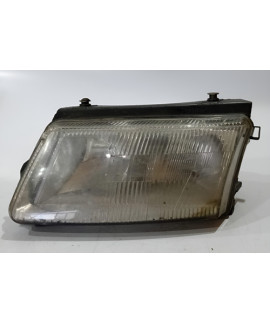 Farol Esquerdo Passat Alemão 1997 1998 1999 / Detalhe Esquerdo Farol Esquerdo Passat Alemão 1997 1998 1999 / Detalhe Esquerdo