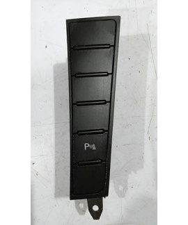 Botão Sensor De Estacionamento Passat 2011 - 2014 Preto Botão Sensor De Estacionamento Passat 2011 - 2014 Preto