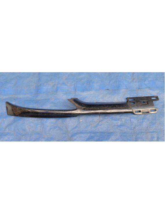 Moldura Grade Radiador Lado Direito Peugeot 206 1999 - 2011 Preto Direito