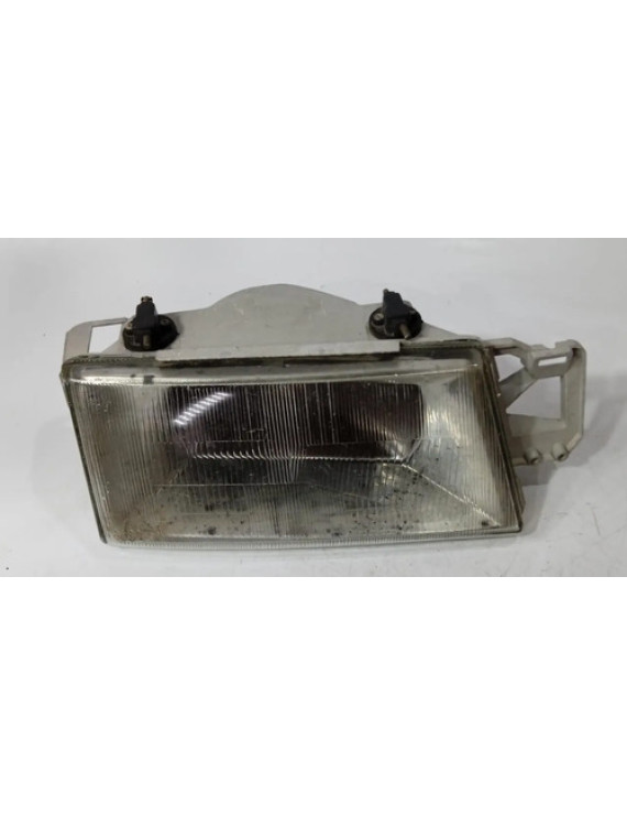 Farol Direto Fiat Tempra 1998  Detalhe Direito