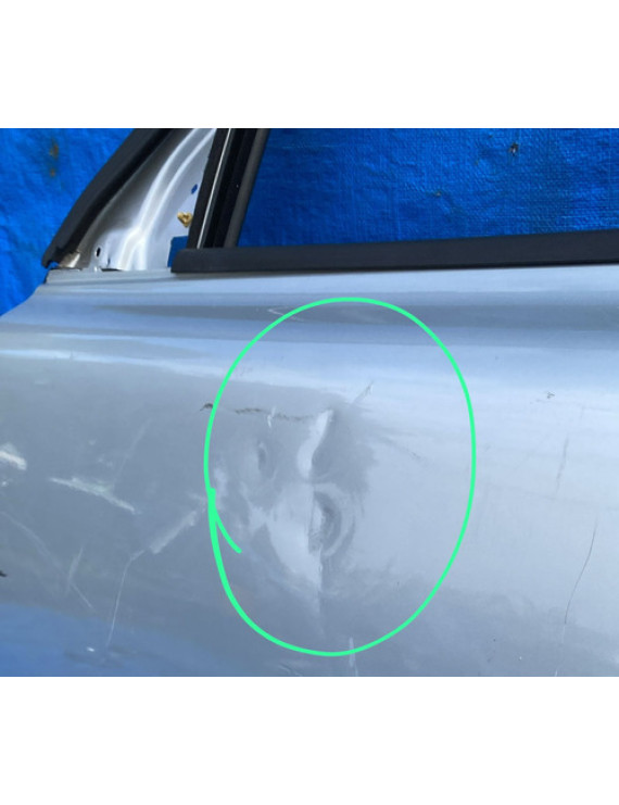 Porta Dianteira Esquerda Volvo C30 2007 Á 2013 Detalhe Dianteira Esquerdo Prateado