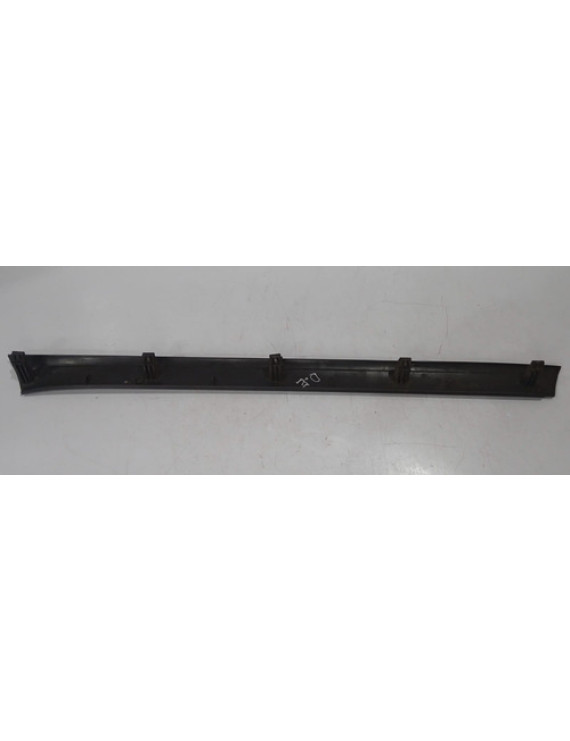 Soleira Dianteira Esquerda Ford Focus 2000 - 2008 Preto