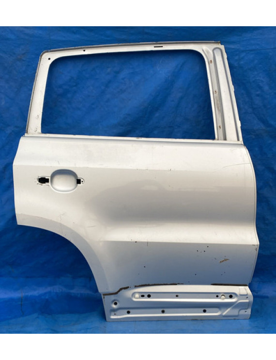 Porta Traseira Direita Tiguan 2009 2010 11 12 13 14 15 2016 Traseira Direita Prateado