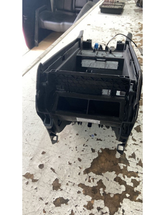 Console Central Mercedes C180 C300 2018