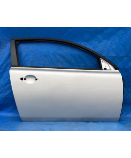 Porta Dianteira Direita Volvo C30 2007 2008 09 2010 11 2012 Dianteira Direita Prateado Porta Dianteira Direita Volvo C30 2007 2008 09 2010 11 2012 Dianteira Direita Prateado