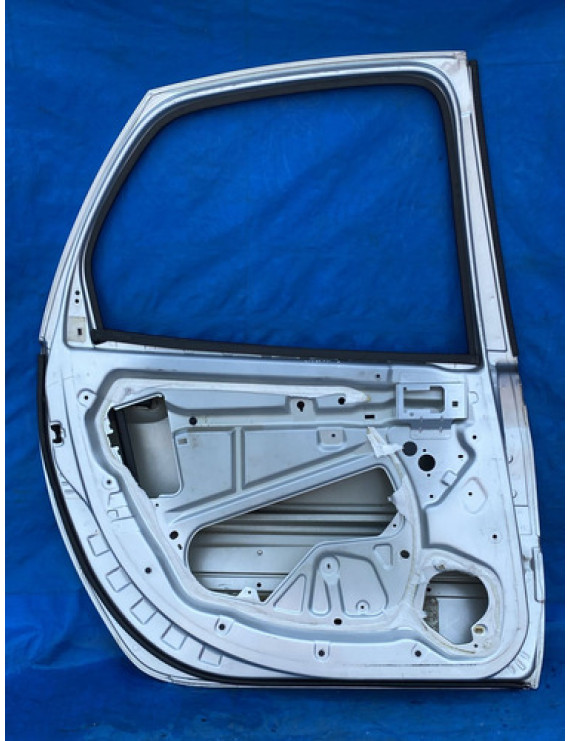 Porta Traseira Esquerda Xsara Picasso 2000 A 2012 Traseira Esquerdo Prateado