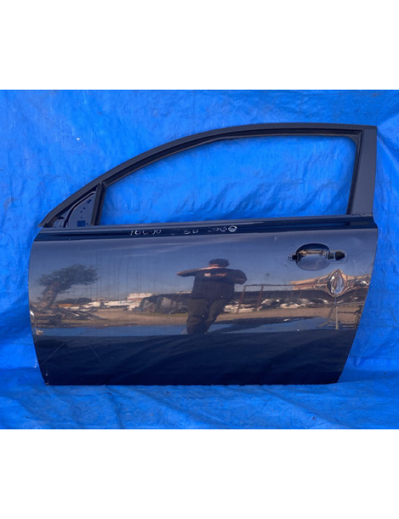 Porta Dianteira Esquerda Volvo C30 2007 A 2013 / Detalhe Dianteira Esquerdo Preto