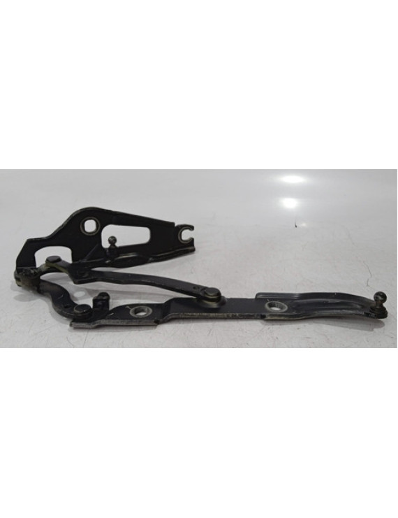 Dobradiça Direita Tampa Traseira Bmw 320i 2008 2009