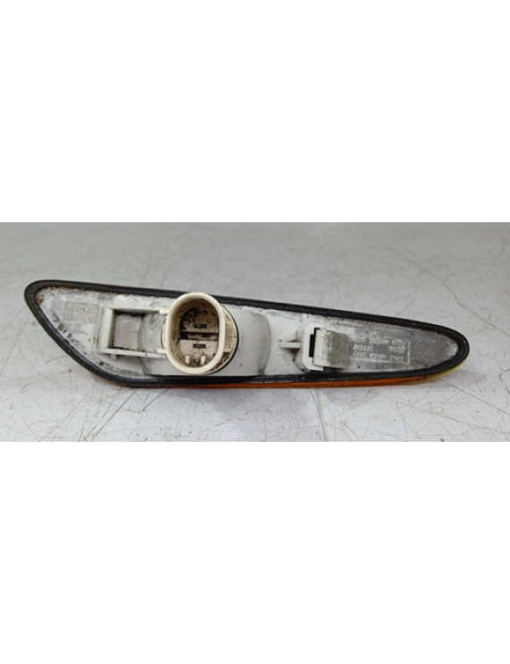 Pisca Paralama Esquerdo Bmw 323 E46 2001 Laranja-claro