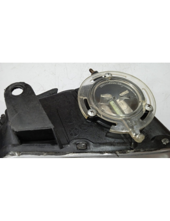 Farol Esquerdo Caravan 1996 1997 1998 1999 Esquerdo/motorista