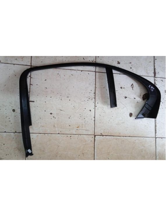 Moldura Da Porta Traseira Esquerda Mercedes E300 2020  Preto