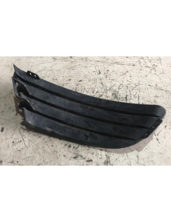 Moldura Do Farol De Milha Esquerdo Citroen C4 2008 Sem Furo Preto