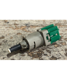 Interruptor Freio Peugeot 3008 2019 Interruptor Freio Peugeot 3008 2019
